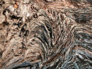 خرید و قیمت روز سنگ تراورتن تنه درختی